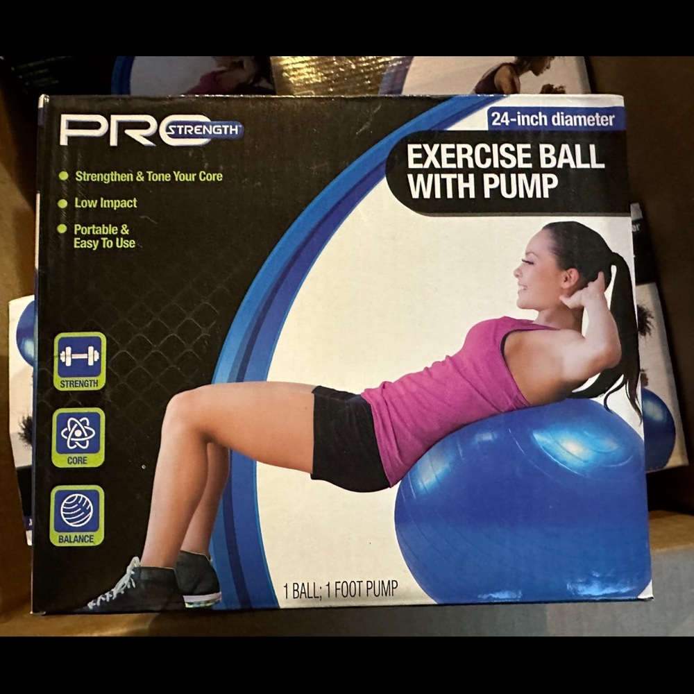 Pro Strength Exercise Ball‎ with pump NWT